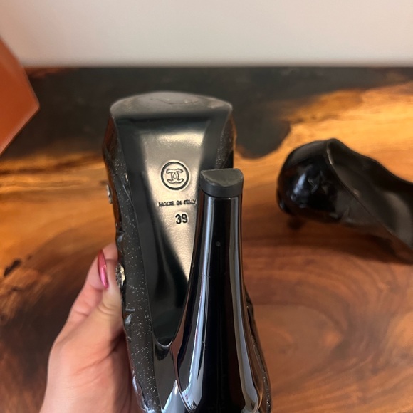 Chanel ‘Star Motif’ Pumps - Very Rare, Beautiful Near New Condition - Picture 7 of 11